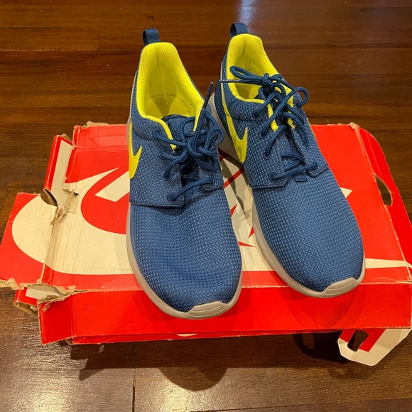 Nike rosherun gs - Picture 2 of 7